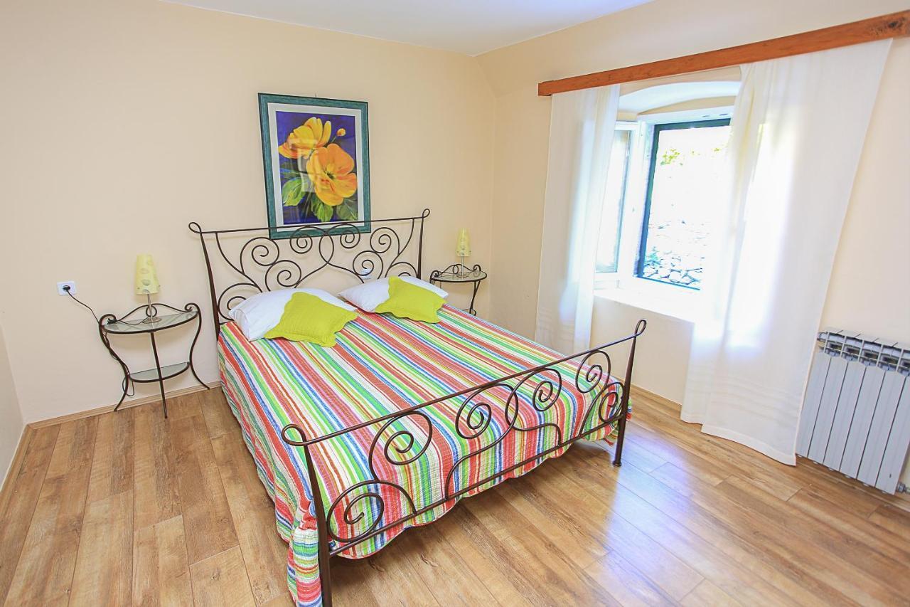 Apartment&Rooms Savonari Orasac Buitenkant foto
