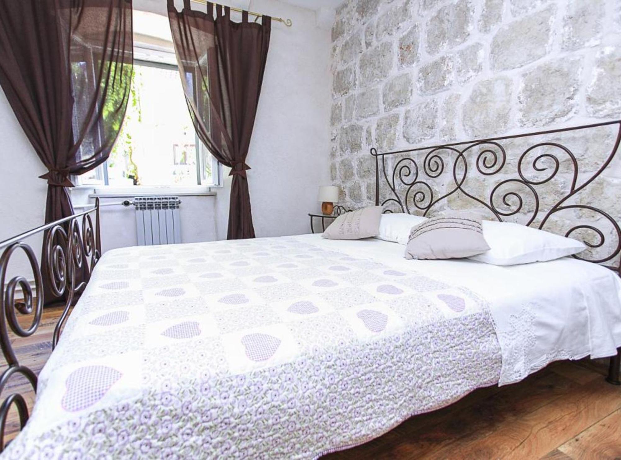 Apartment&Rooms Savonari Orasac Buitenkant foto