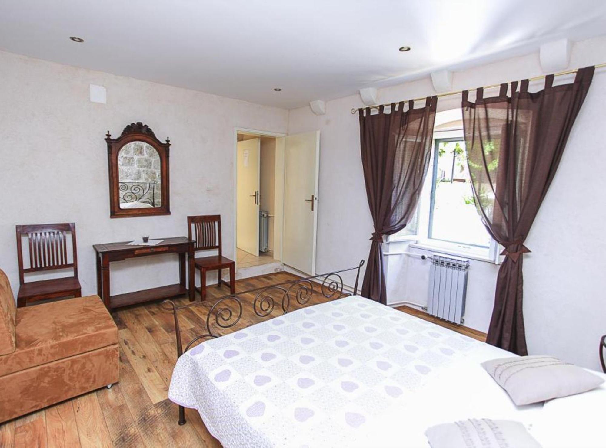 Apartment&Rooms Savonari Orasac Buitenkant foto